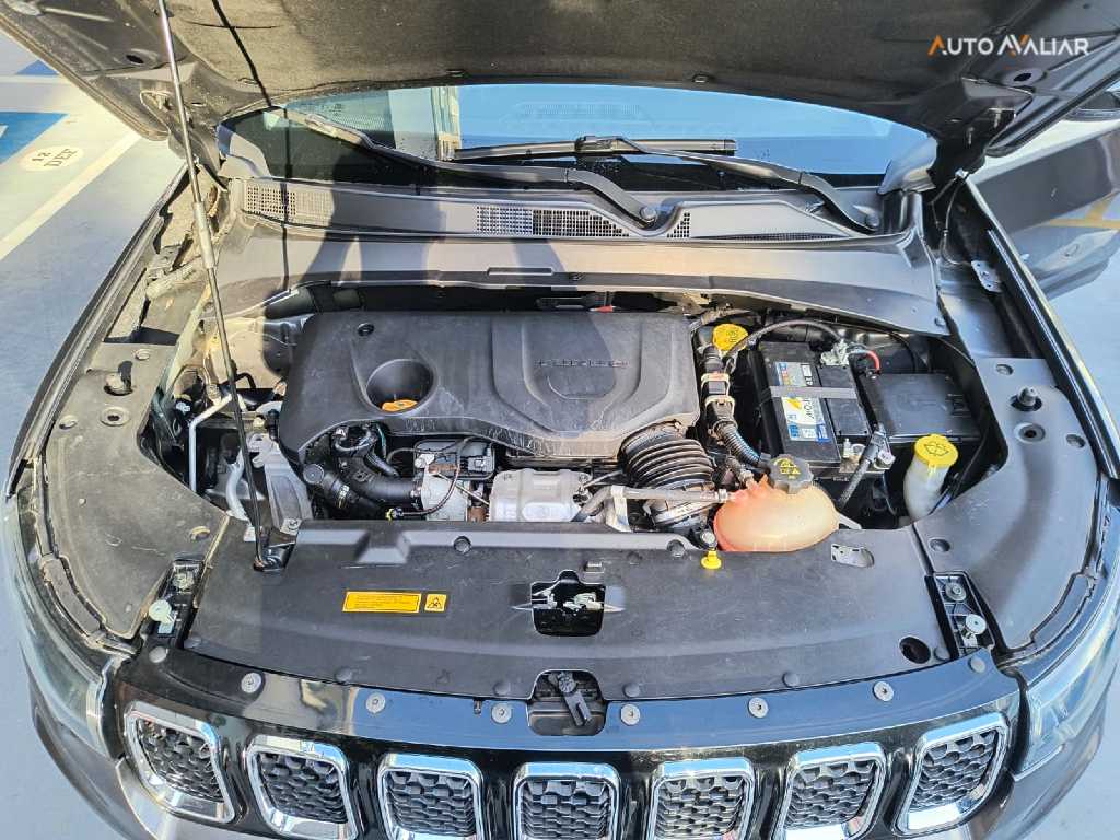 JEEP COMPASS 1.3 T270 TURBO FLEX LONGITUDE AT6 JEEP COMPASS 1.3 T270 TURBO FLEX LONGITUDE AT6