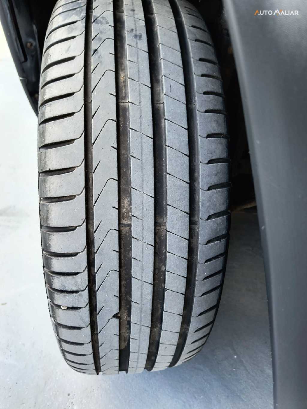 JEEP COMPASS 1.3 T270 TURBO FLEX LONGITUDE AT6 JEEP COMPASS 1.3 T270 TURBO FLEX LONGITUDE AT6