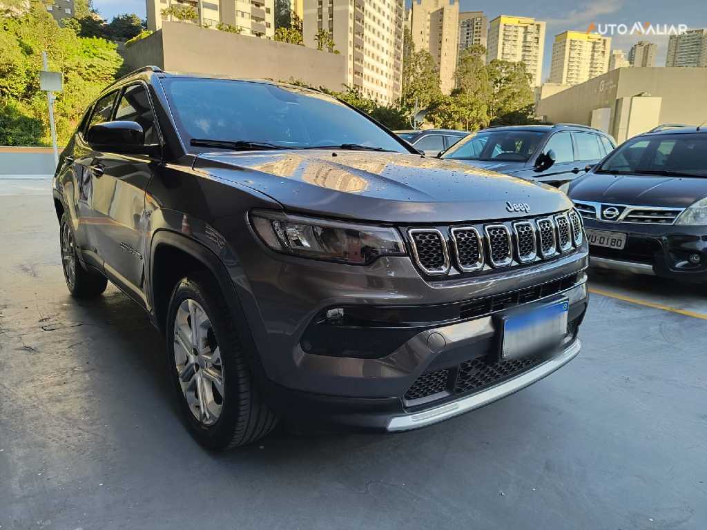 JEEP COMPASS 1.3 T270 TURBO FLEX LONGITUDE AT6 JEEP COMPASS 1.3 T270 TURBO FLEX LONGITUDE AT6