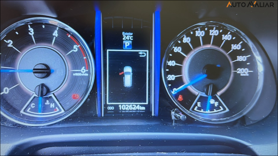 TOYOTA HILUX SW4 2.8 SRX 4X4 16V TURBO INTERCOOLER DIESEL 4P AUTOMATICO