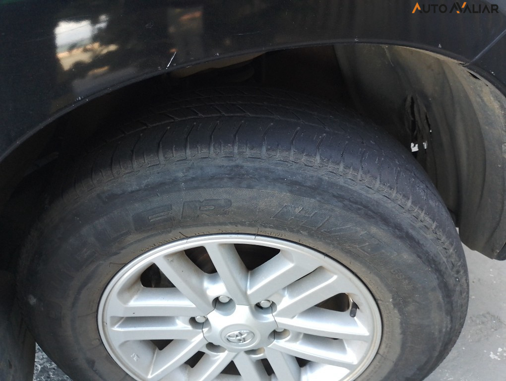 TOYOTA HILUX SW4 3.0 SRV 4X4 16V TURBO INTERCOOLER DIESEL 4P MANUAL