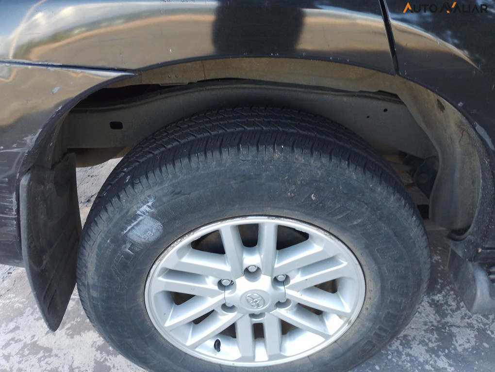 TOYOTA HILUX SW4 3.0 SRV 4X4 16V TURBO INTERCOOLER DIESEL 4P MANUAL