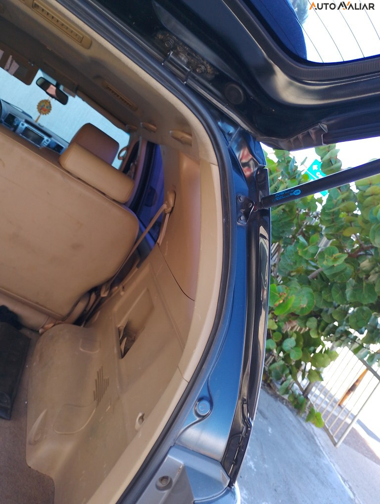 TOYOTA HILUX SW4 3.0 SRV 4X4 16V TURBO INTERCOOLER DIESEL 4P MANUAL