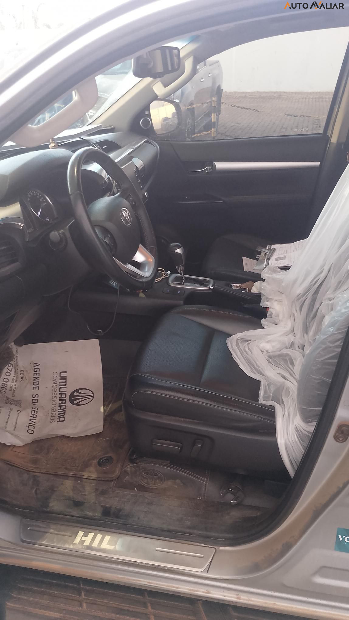 TOYOTA HILUX 2.8 D-4D TURBO DIESEL CD SRX 4X4 AUTOM&Aacute;TICO