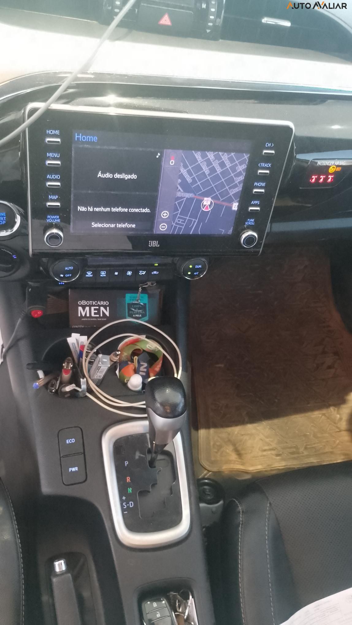 TOYOTA HILUX 2.8 D-4D TURBO DIESEL CD SRX 4X4 AUTOM&Aacute;TICO