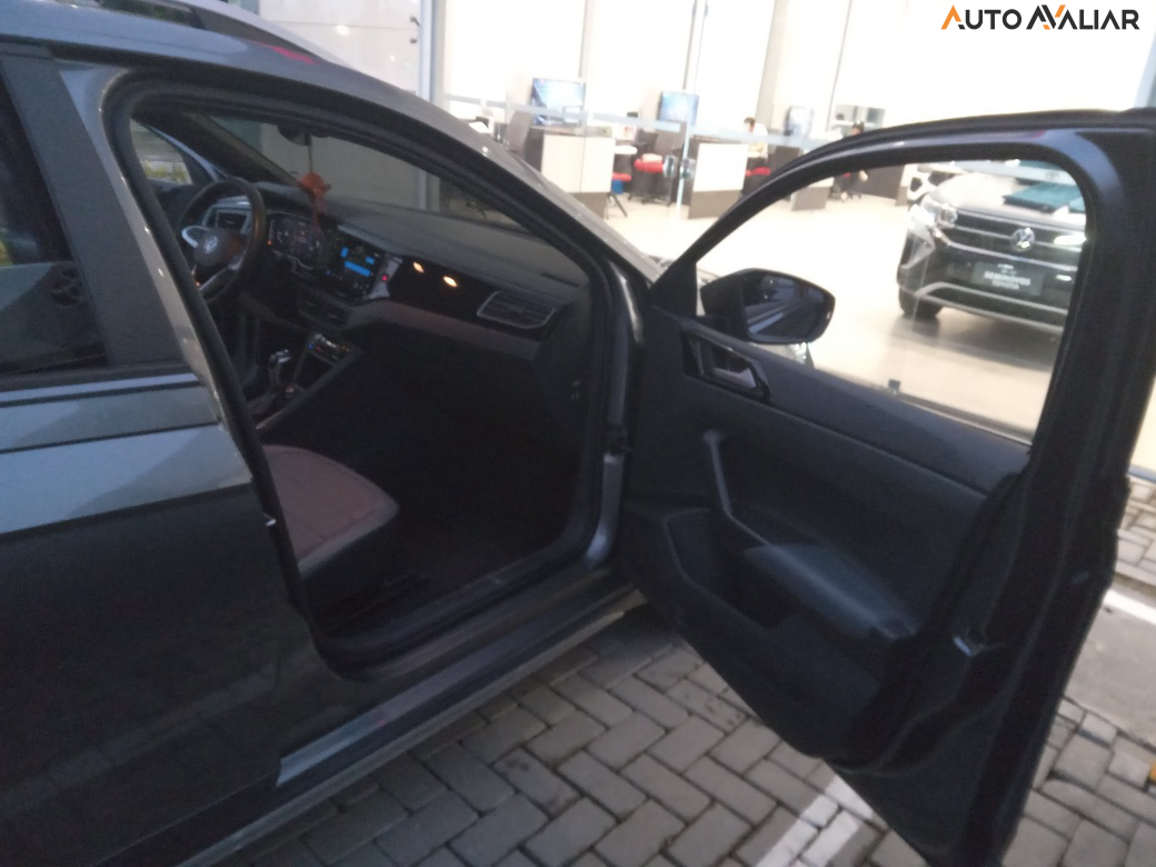 VOLKSWAGEN NIVUS 1.0 200 TSI TOTAL FLEX HIGHLINE AUTOM&Aacute;TICO