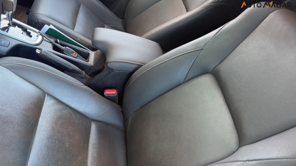 TOYOTA HILUX 2.8 D-4D TURBO DIESEL CD SRV 4X4 AUTOM&Aacute;TICO