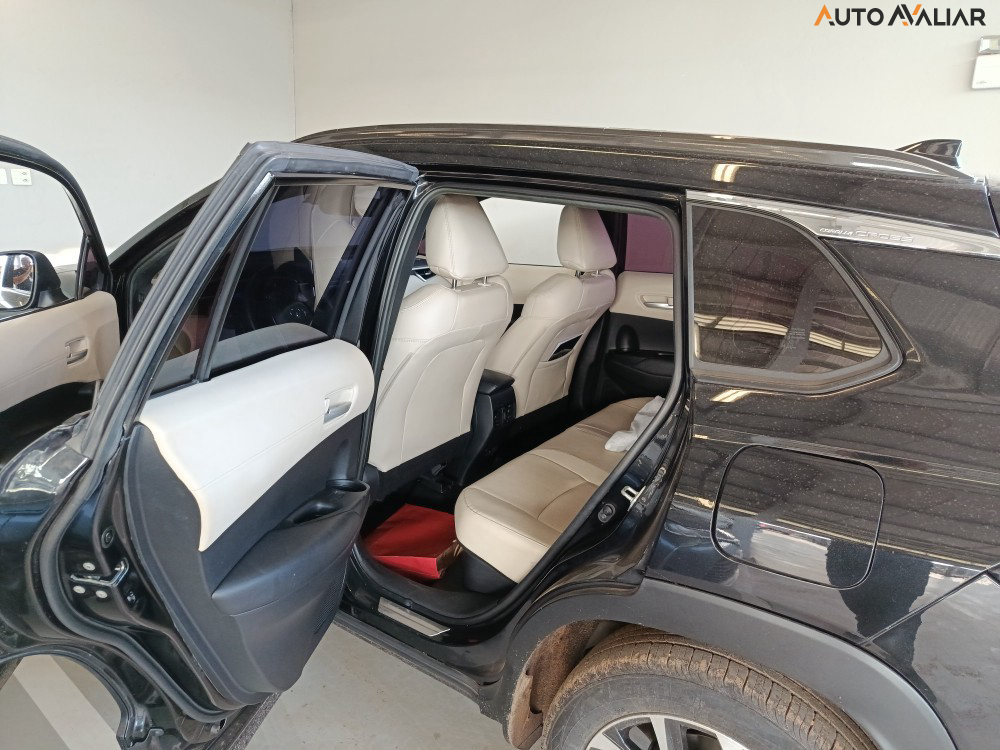 TOYOTA COROLLA CROSS 1.8 VVT-I HYBRID FLEX XRX CVT