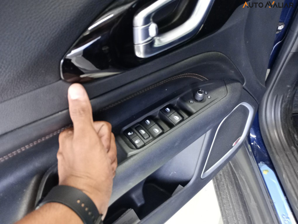 JEEP COMPASS 1.3 T270 TURBO FLEX LIMITED AT6