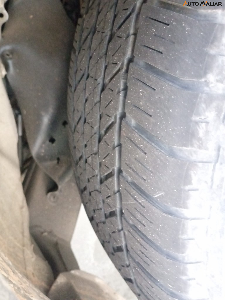 TOYOTA HILUX SW4 2.8 D-4D TURBO DIESEL SRX 7L 4X4 AUTOM&Aacute;TICO