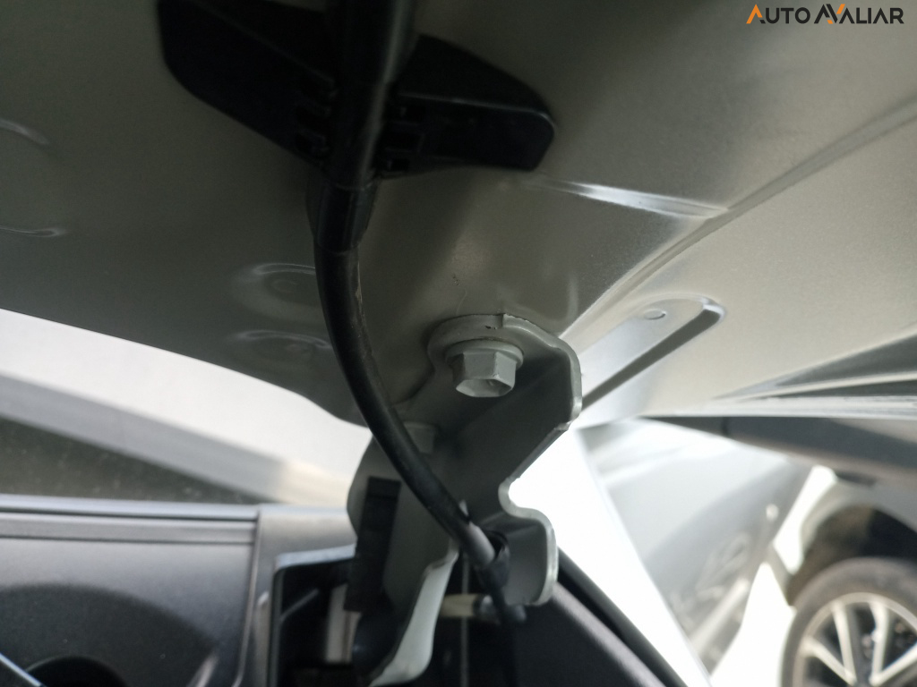 TOYOTA HILUX SW4 2.8 D-4D TURBO DIESEL SRX 7L 4X4 AUTOM&Aacute;TICO