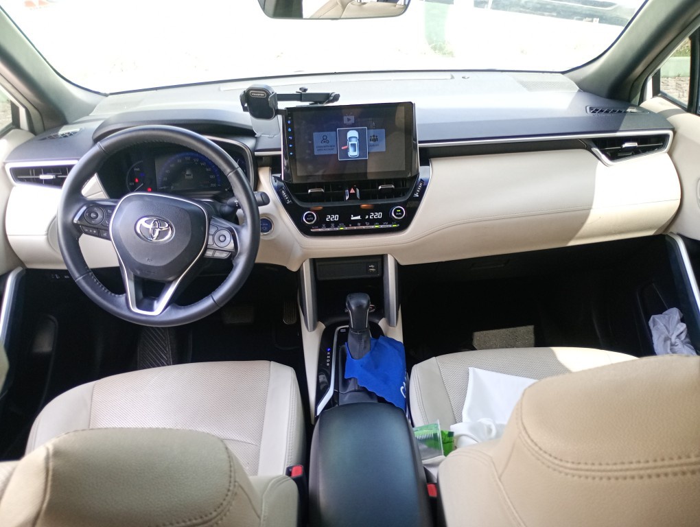 TOYOTA COROLLA CROSS 1.8 VVT-I HYBRID FLEX XRX CVT