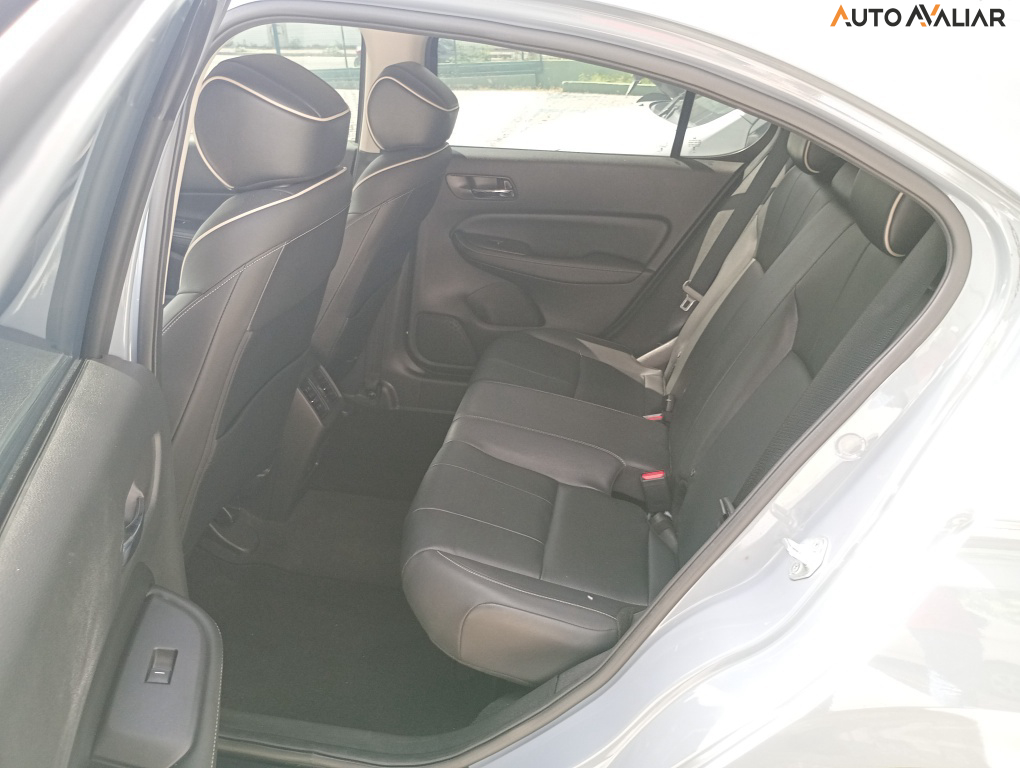 HONDA CITY 1.5 I-VTEC FLEX HATCH EXL CVT