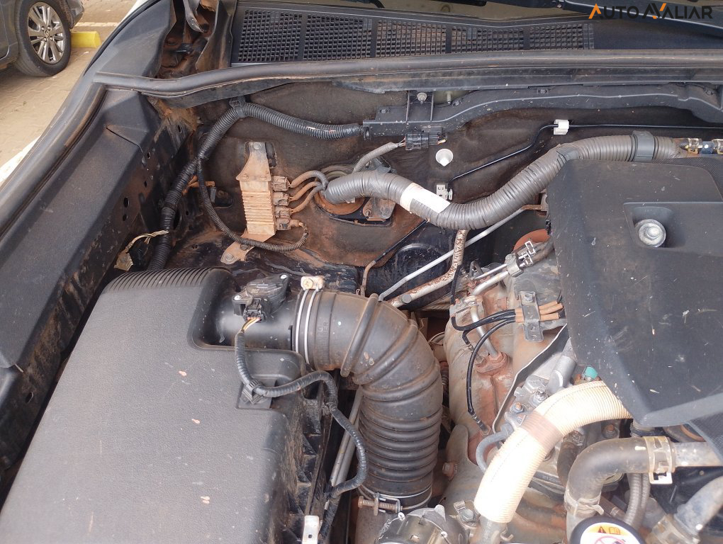 TOYOTA HILUX 2.8 D-4D TURBO DIESEL CD SRV 4X4 AUTOM&Aacute;TICO