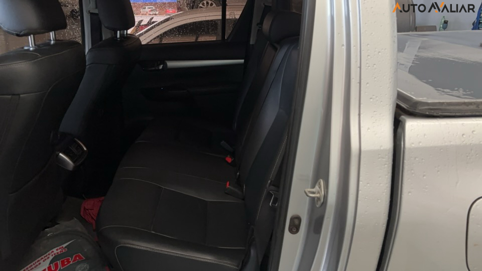 TOYOTA HILUX 2.8 SRX 4X4 CD 16V DIESEL 4P AUTOMATICO