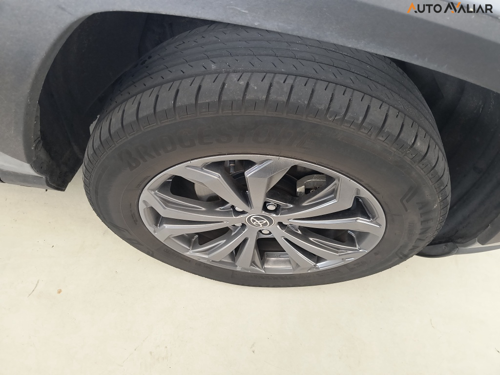 TOYOTA RAV4 2.5 VVT-IE HYBRID SX CONNECT AWD CVT