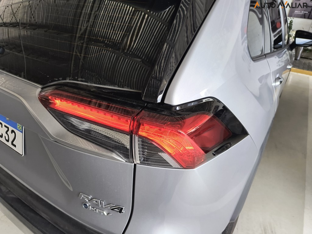 TOYOTA RAV4 2.5 VVT-IE HYBRID SX CONNECT AWD CVT