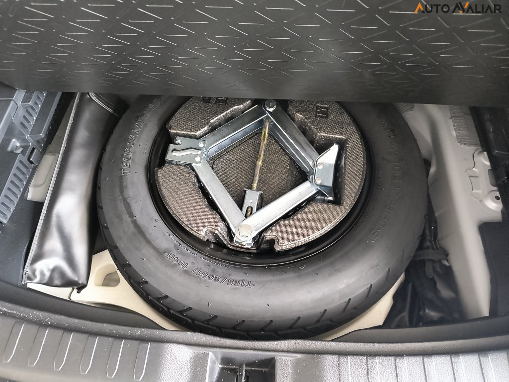 TOYOTA RAV4 2.5 VVT-IE HYBRID SX CONNECT AWD CVT