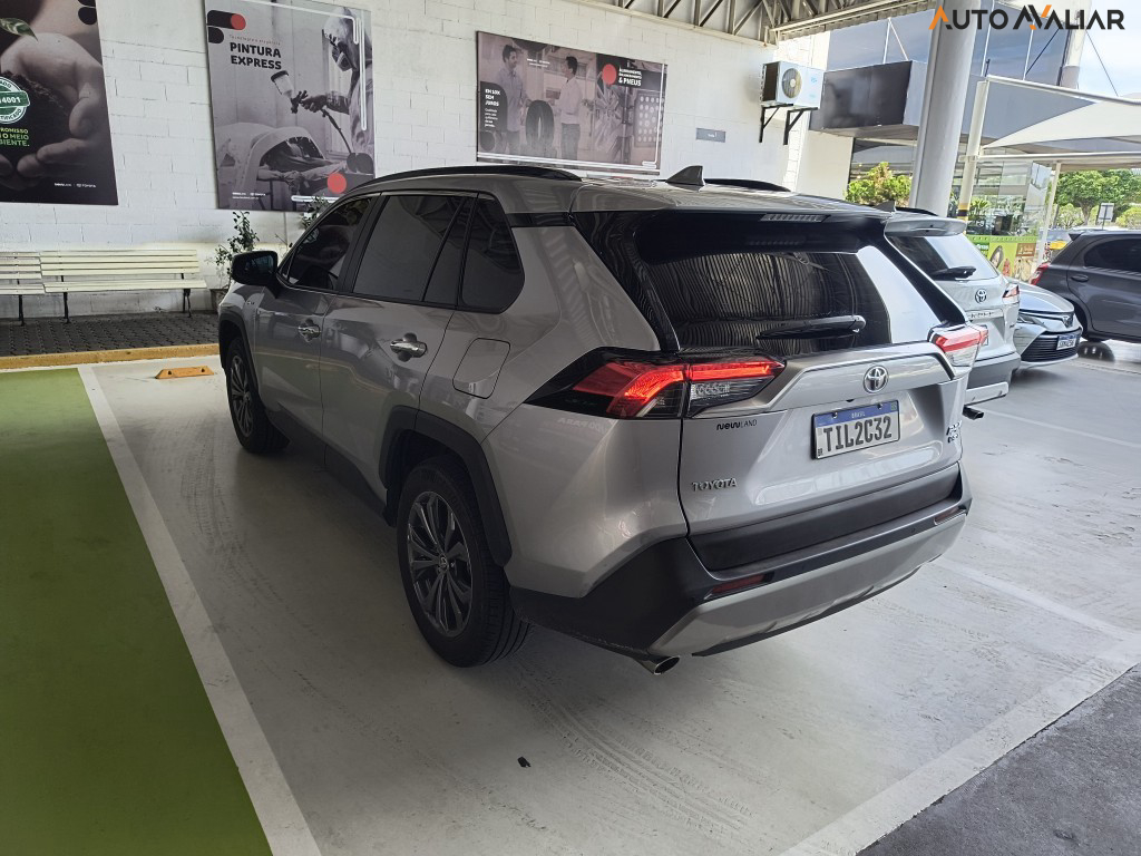TOYOTA RAV4 2.5 VVT-IE HYBRID SX CONNECT AWD CVT