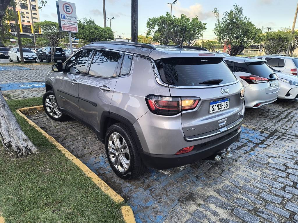 JEEP COMPASS 1.3 T270 TURBO FLEX LONGITUDE AT6