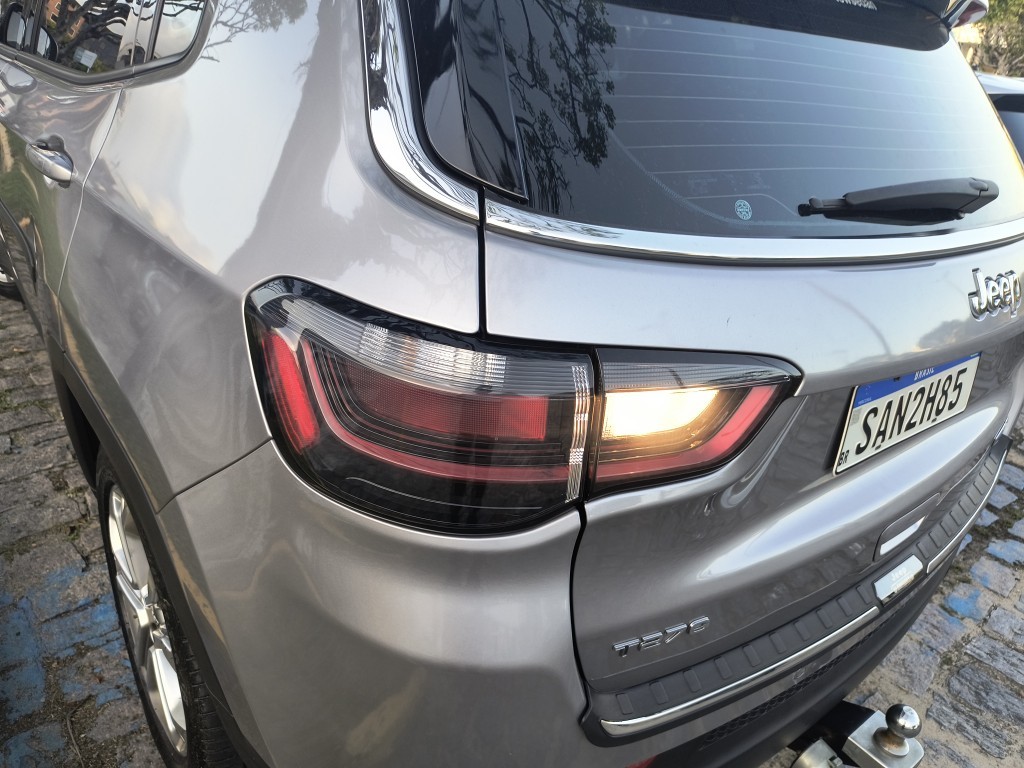 JEEP COMPASS 1.3 T270 TURBO FLEX LONGITUDE AT6