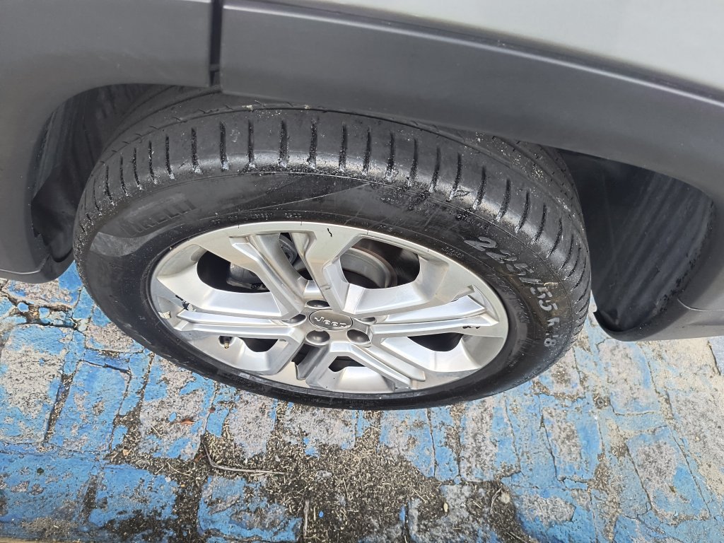 JEEP COMPASS 1.3 T270 TURBO FLEX LONGITUDE AT6