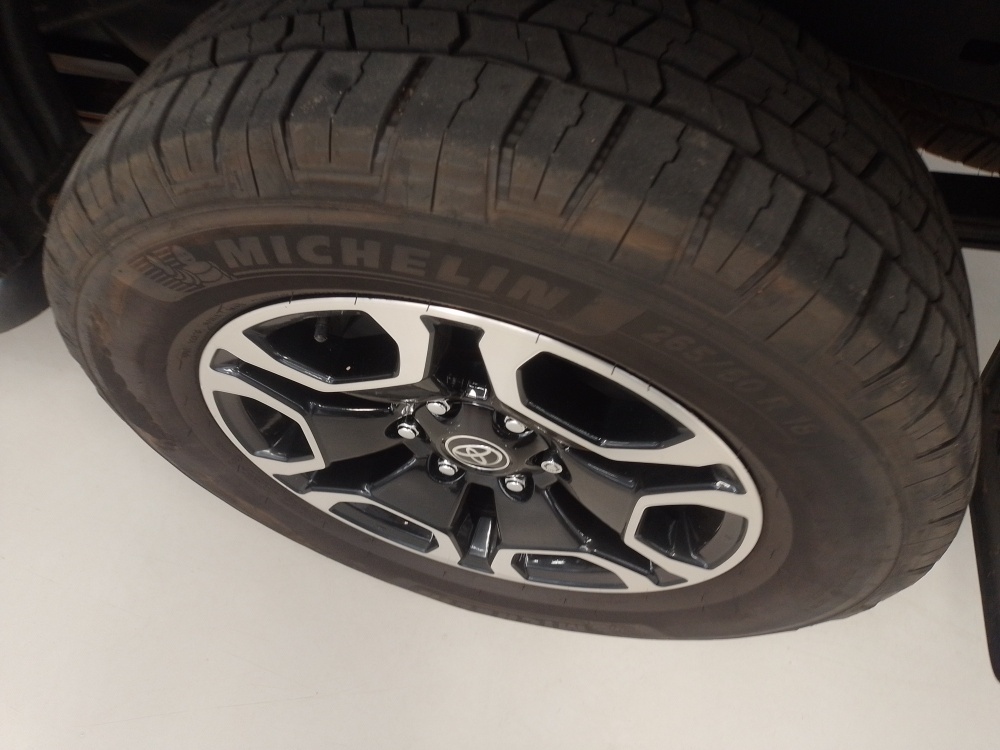 TOYOTA HILUX 2.8 D-4D TURBO DIESEL CD SRX 4X4 AUTOM&Aacute;TICO