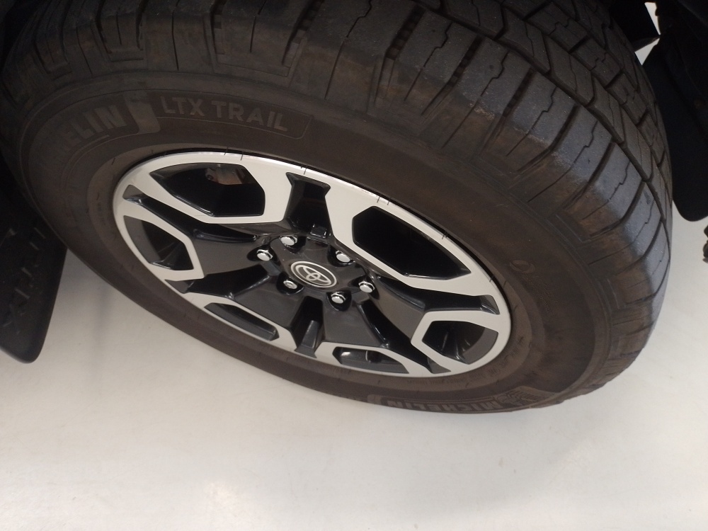 TOYOTA HILUX 2.8 D-4D TURBO DIESEL CD SRX 4X4 AUTOM&Aacute;TICO