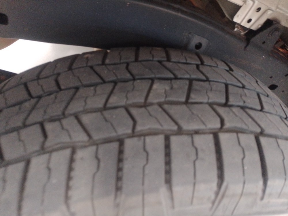 TOYOTA HILUX 2.8 D-4D TURBO DIESEL CD SRX 4X4 AUTOM&Aacute;TICO