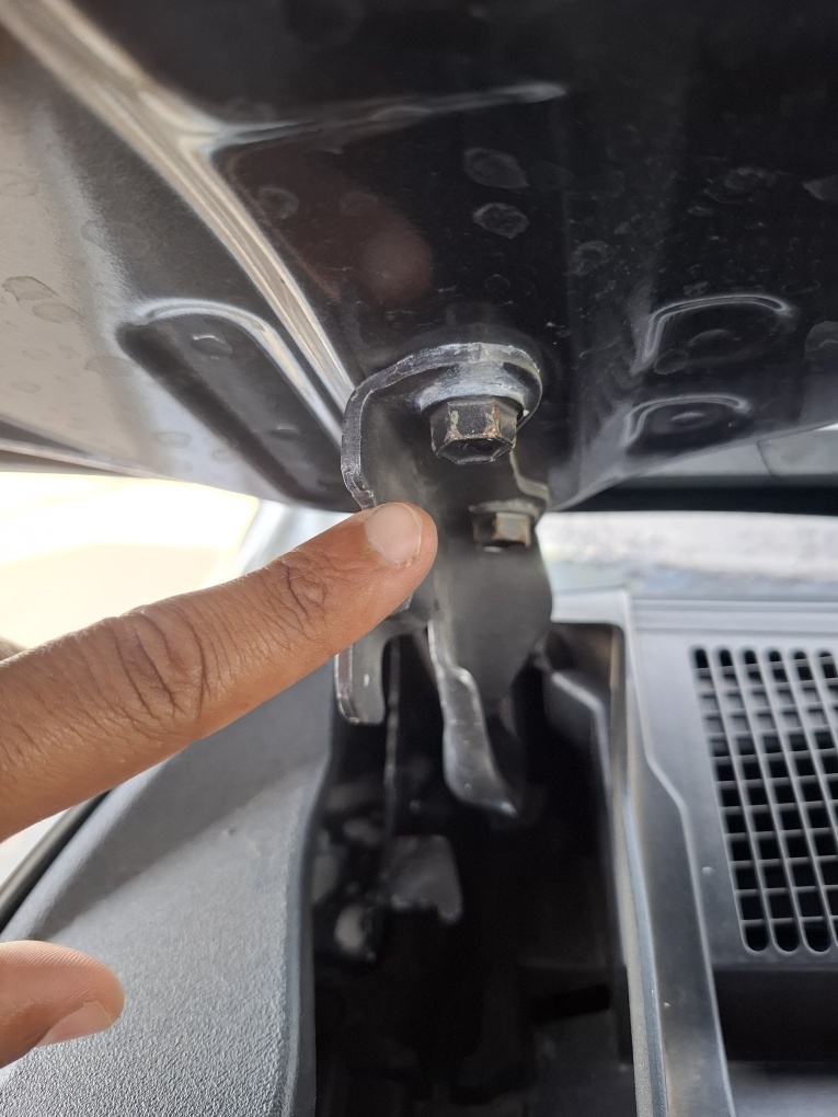 TOYOTA HILUX 2.8 D-4D TURBO DIESEL CD SRV 4X4 AUTOM&Aacute;TICO