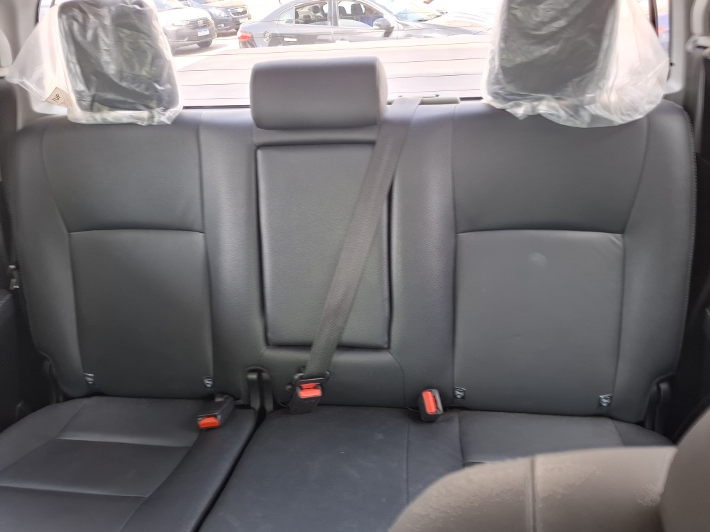 TOYOTA HILUX 2.8 D-4D TURBO DIESEL CD SRV 4X4 AUTOM&Aacute;TICO