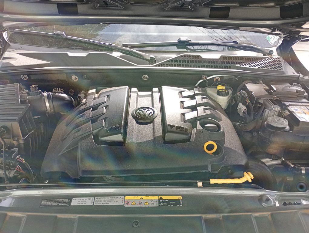 VOLKSWAGEN AMAROK 3.0 V6 TDI HIGHLINE CD DIESEL 4MOTION AUTOMATICO