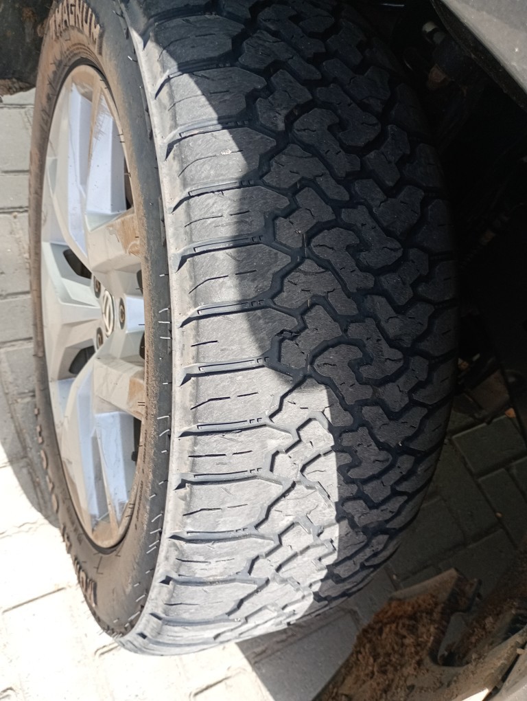 VOLKSWAGEN AMAROK 3.0 V6 TDI HIGHLINE CD DIESEL 4MOTION AUTOMATICO