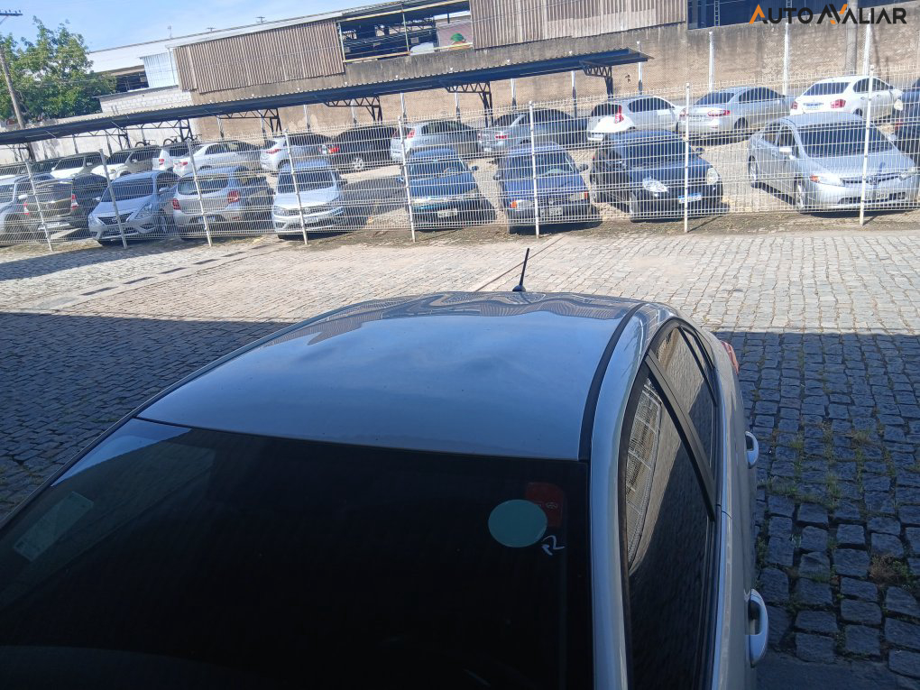 TOYOTA YARIS 1.5 16V FLEX SEDAN XL LIVE MULTIDRIVE