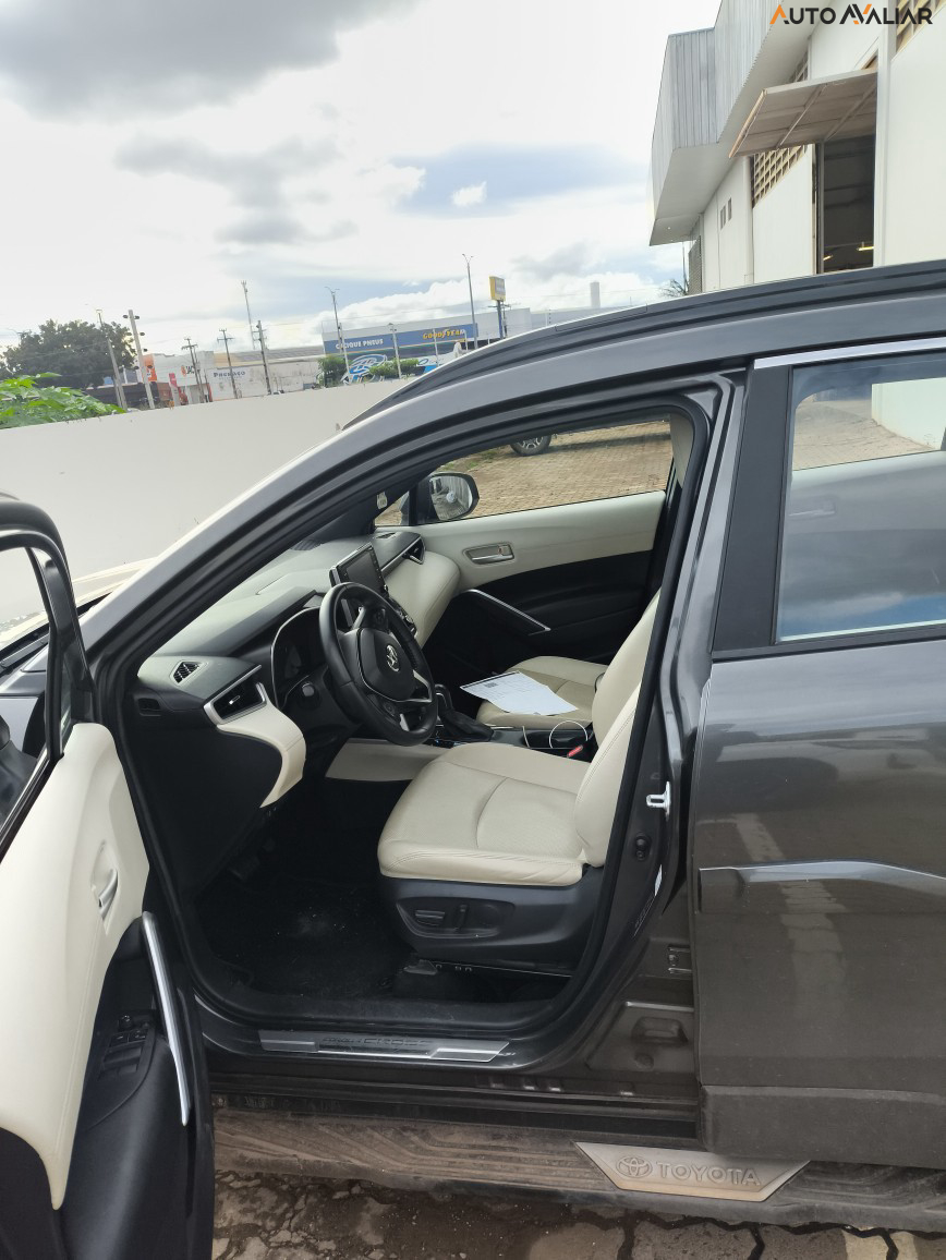 TOYOTA COROLLA CROSS 1.8 VVT-I HYBRID FLEX XRX CVT