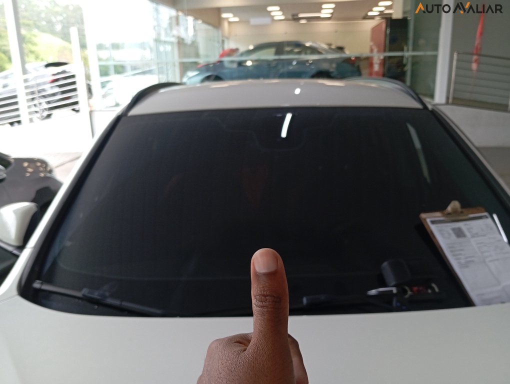 BMW X1 2.0 16V TURBO ACTIVEFLEX SDRIVE20I 4P AUTOMATICO