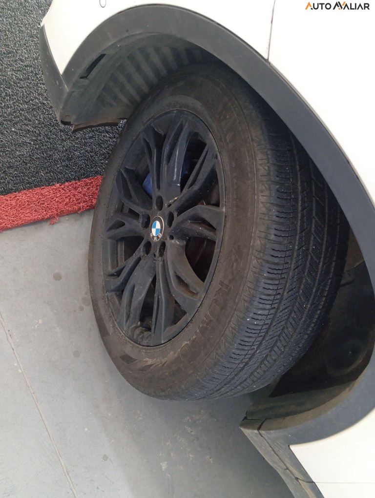 BMW X1 2.0 16V TURBO ACTIVEFLEX SDRIVE20I 4P AUTOMATICO