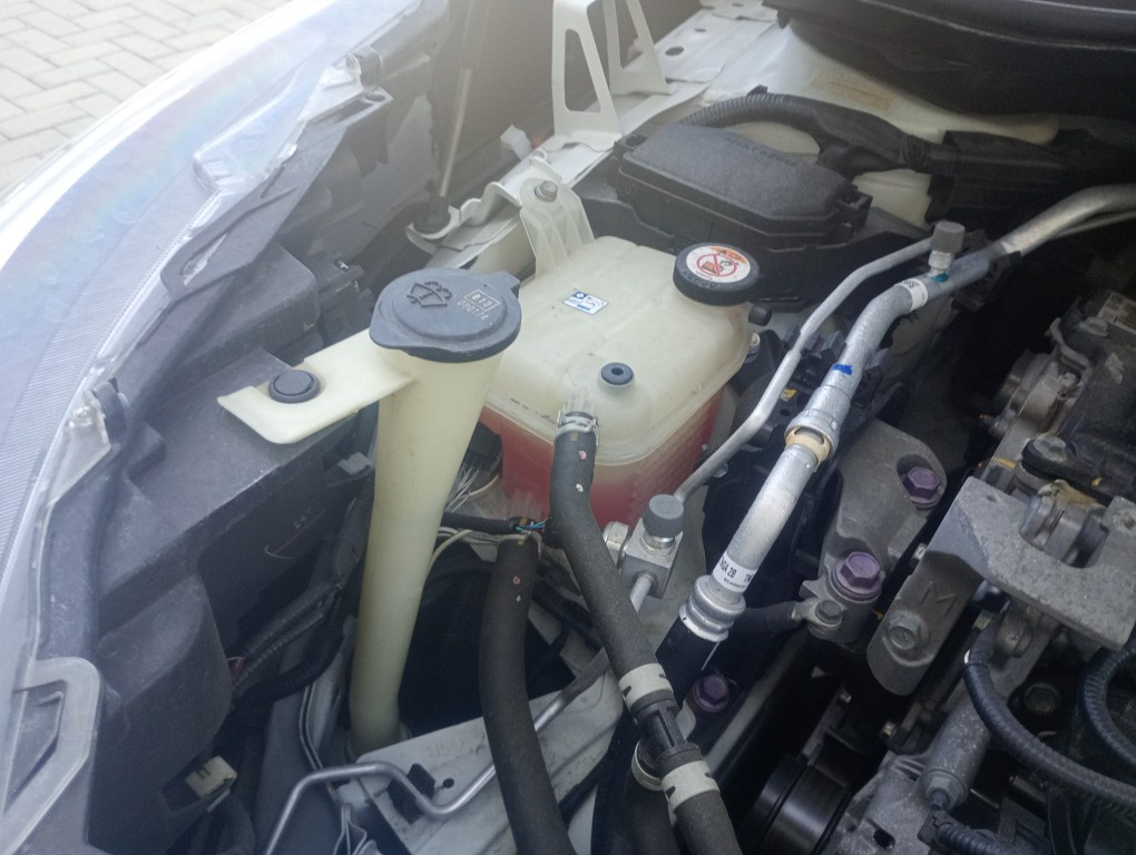 TOYOTA COROLLA CROSS 2.0 VVT-IE FLEX XRE DIRECT SHIFT