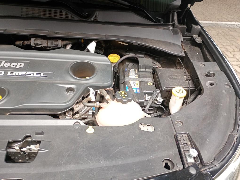 JEEP COMPASS 2.0 TD350 TURBO DIESEL LONGITUDE AT9