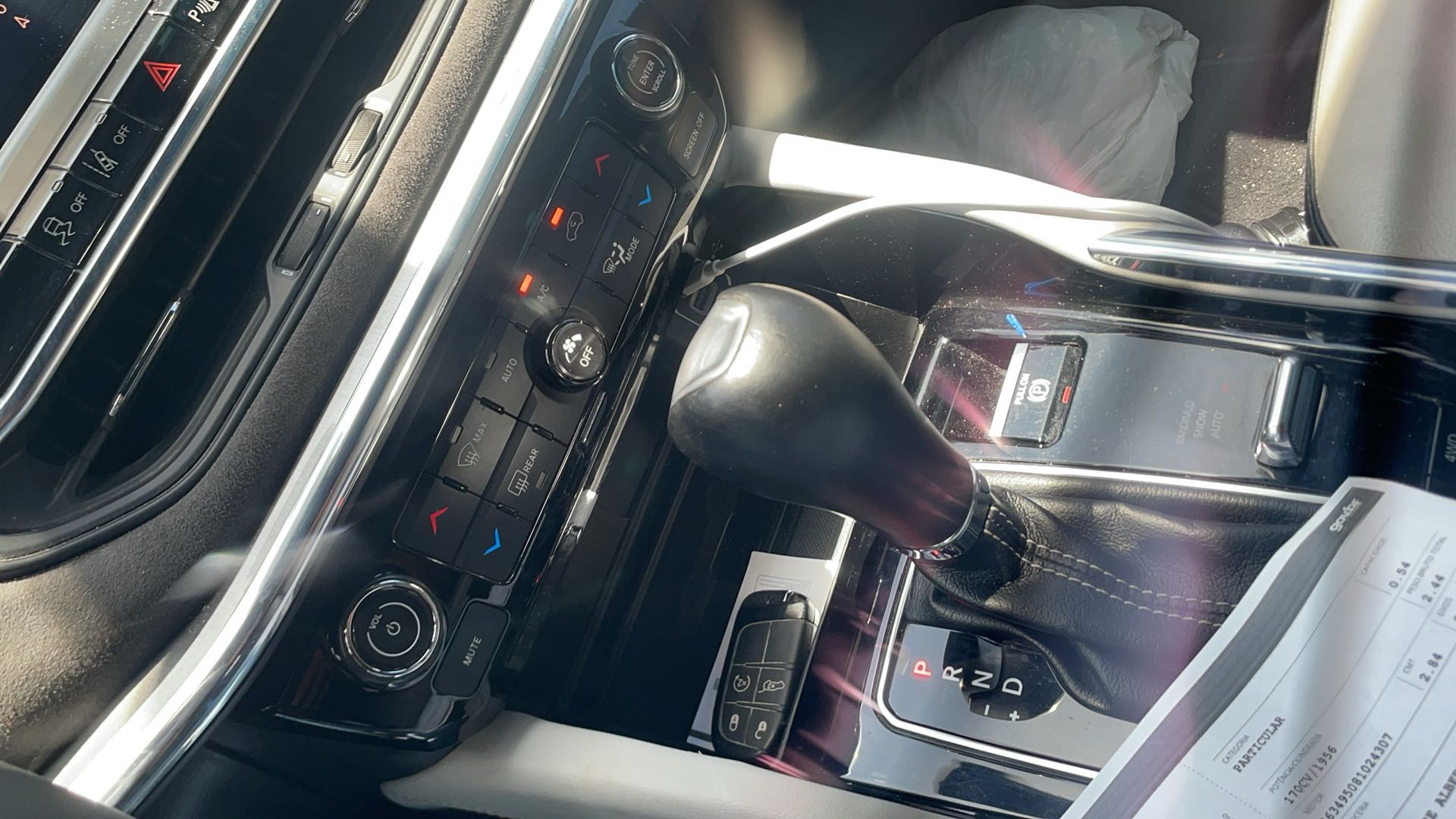 JEEP COMMANDER 2.0 TD380 TURBO DIESEL OVERLAND AT9