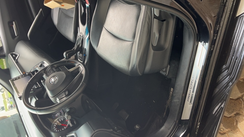 TOYOTA COROLLA CROSS 2.0 VVT-IE FLEX XRE DIRECT SHIFT