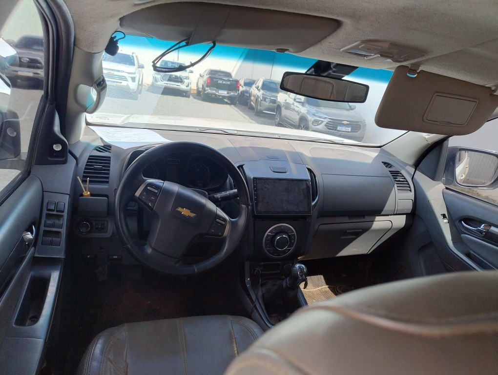 CHEVROLET S10 2.4 MPFI LTZ 4X4 CD 8V FLEX 4P MANUAL