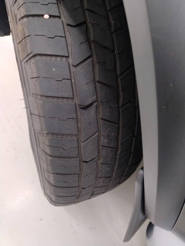 TOYOTA HILUX SW4 2.8 D-4D TURBO DIESEL SRX 4X4 AUTOM&Aacute;TICO