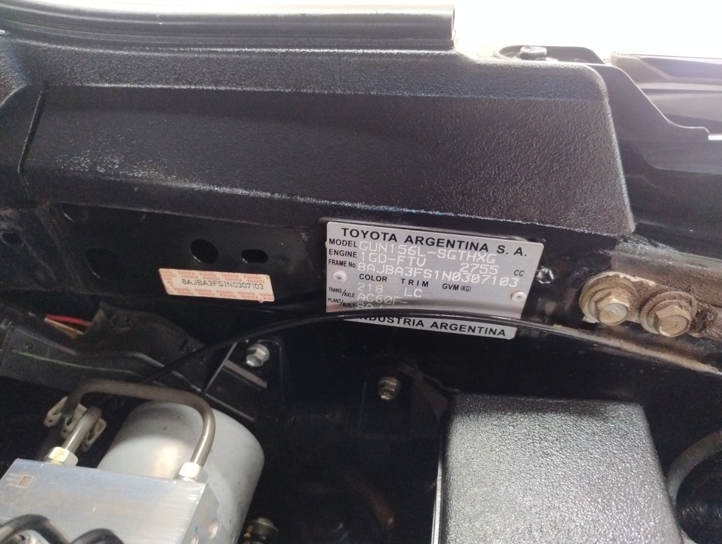 TOYOTA HILUX SW4 2.8 D-4D TURBO DIESEL SRX 4X4 AUTOM&Aacute;TICO