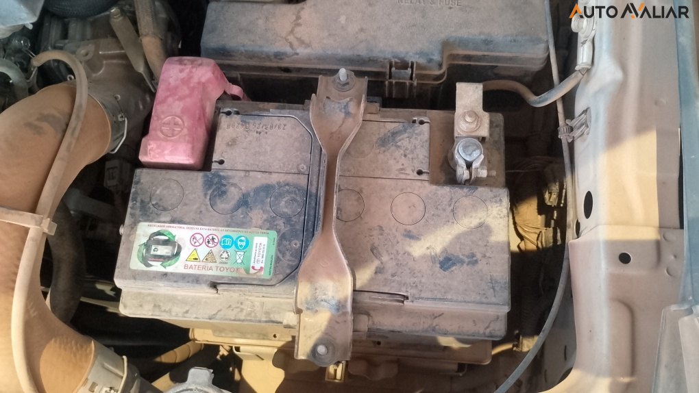 TOYOTA HILUX SW4 2.8 D-4D TURBO DIESEL SRX 4X4 AUTOM&Aacute;TICO