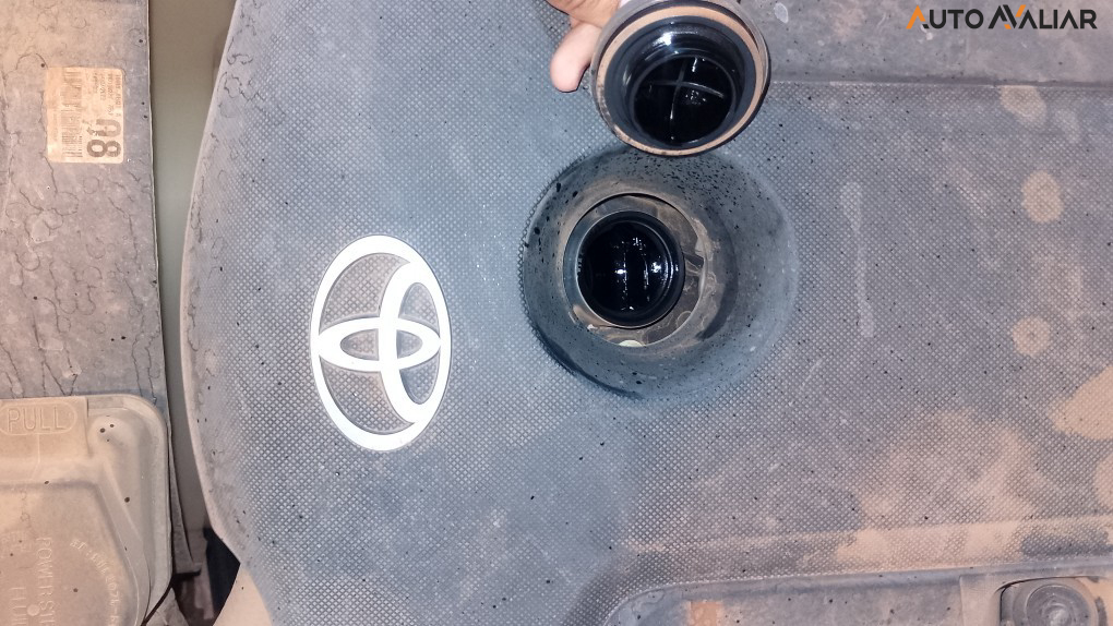 TOYOTA HILUX SW4 2.8 D-4D TURBO DIESEL SRX 4X4 AUTOM&Aacute;TICO