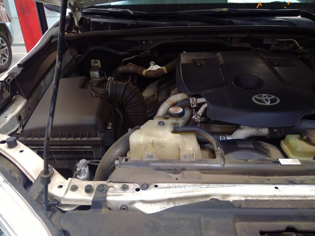 TOYOTA HILUX 2.8  TURBO DIESEL CD SRV 4X4 AUTOM&Aacute;TICO