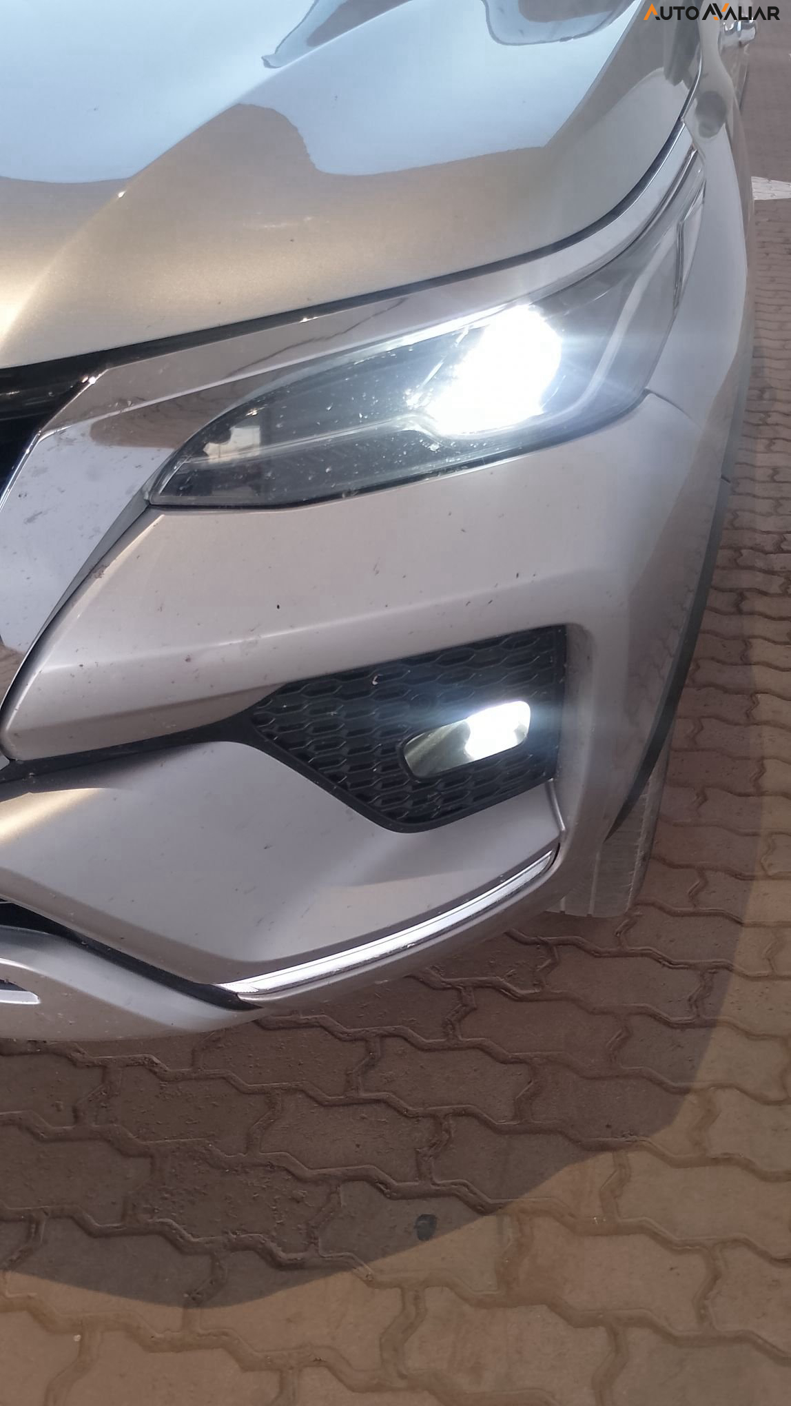 TOYOTA HILUX SW4 2.8 D-4D TURBO DIESEL SRX 4X4 AUTOM&Aacute;TICO