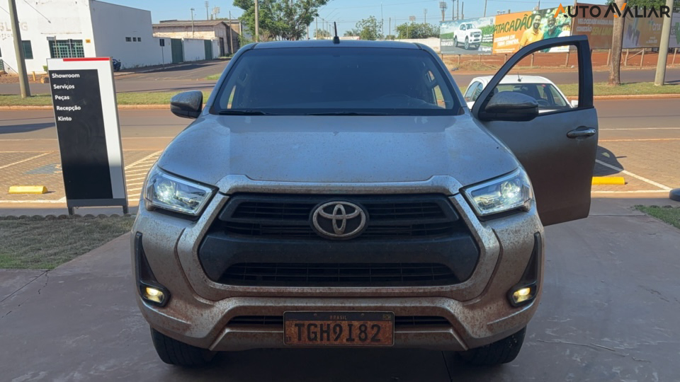 TOYOTA HILUX 2.8 D-4D TURBO DIESEL CD SRV 4X4 AUTOM&Aacute;TICO