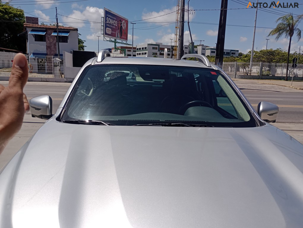 NISSAN FRONTIER 2.3 16V TURBO DIESEL PLATINUM CD 4X4 AUTOM&Aacute;TICO